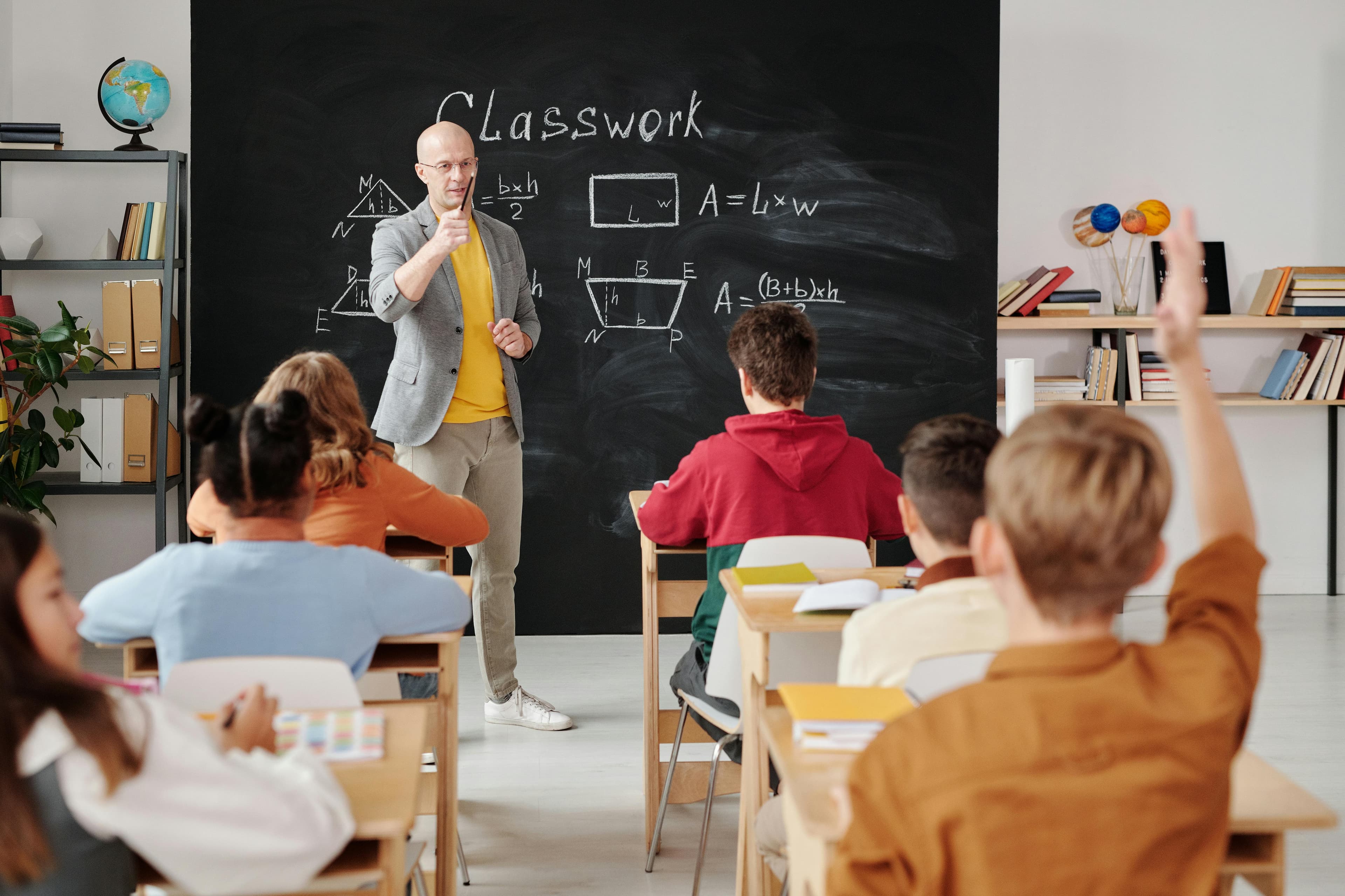 Instructor teaching online